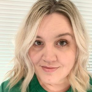 Meet your Posher, Candice